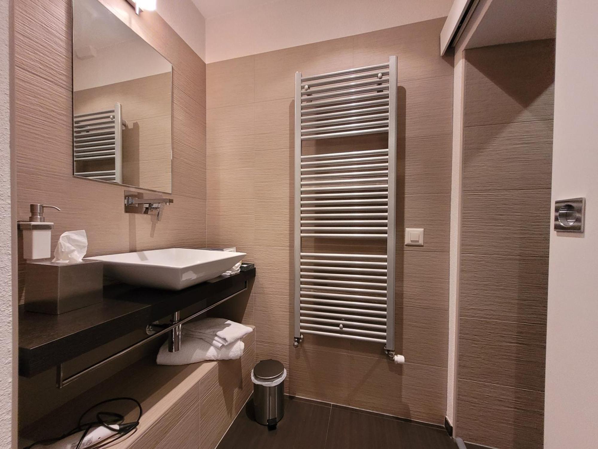 Hotel Tentazioni Cavigliano Esterno foto